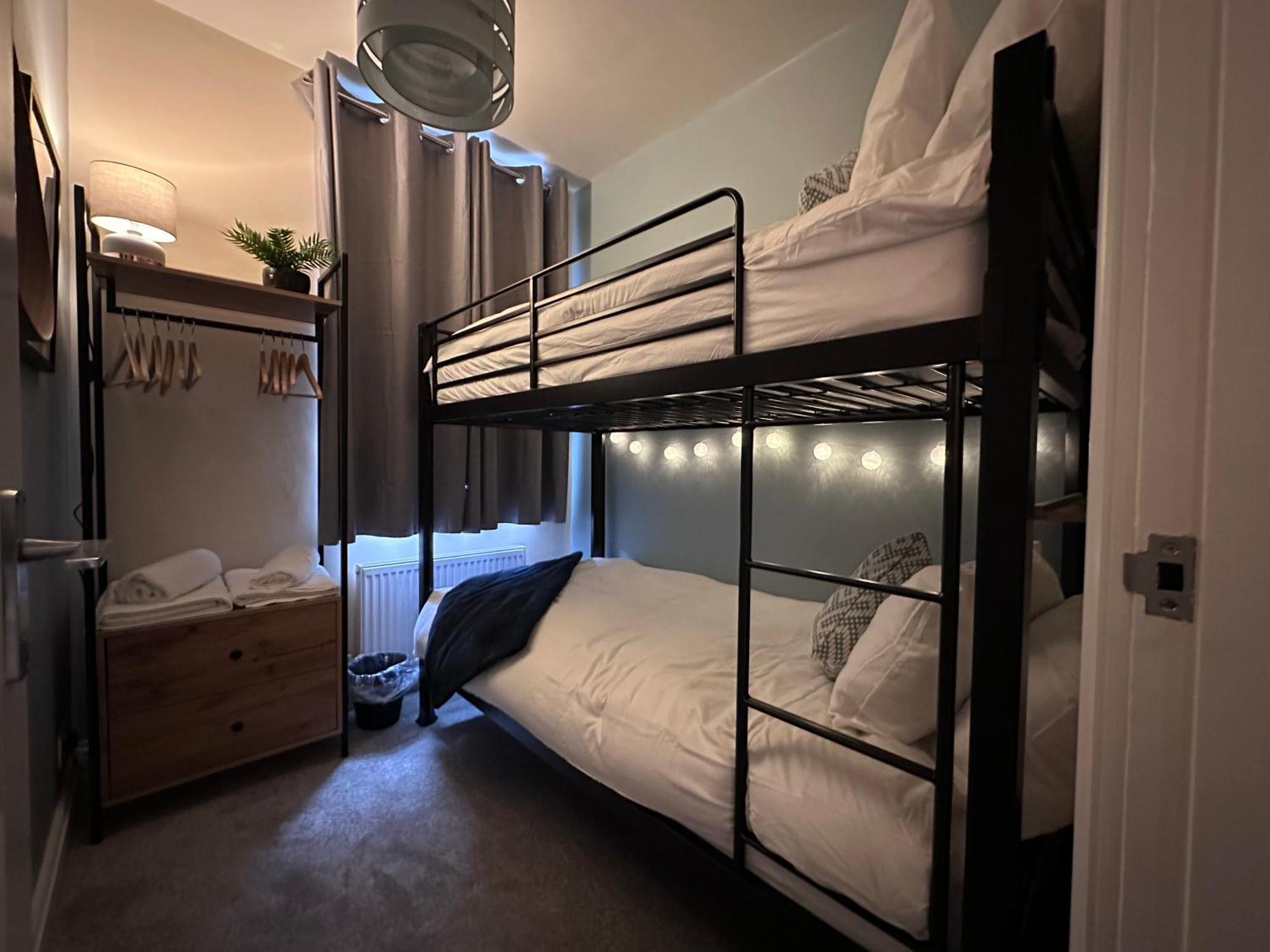 Prince St Cottage - Haworth - Sleeps 4 Экстерьер фото